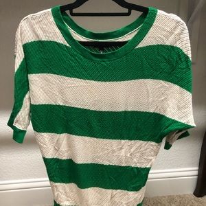 Short sleeve sweater